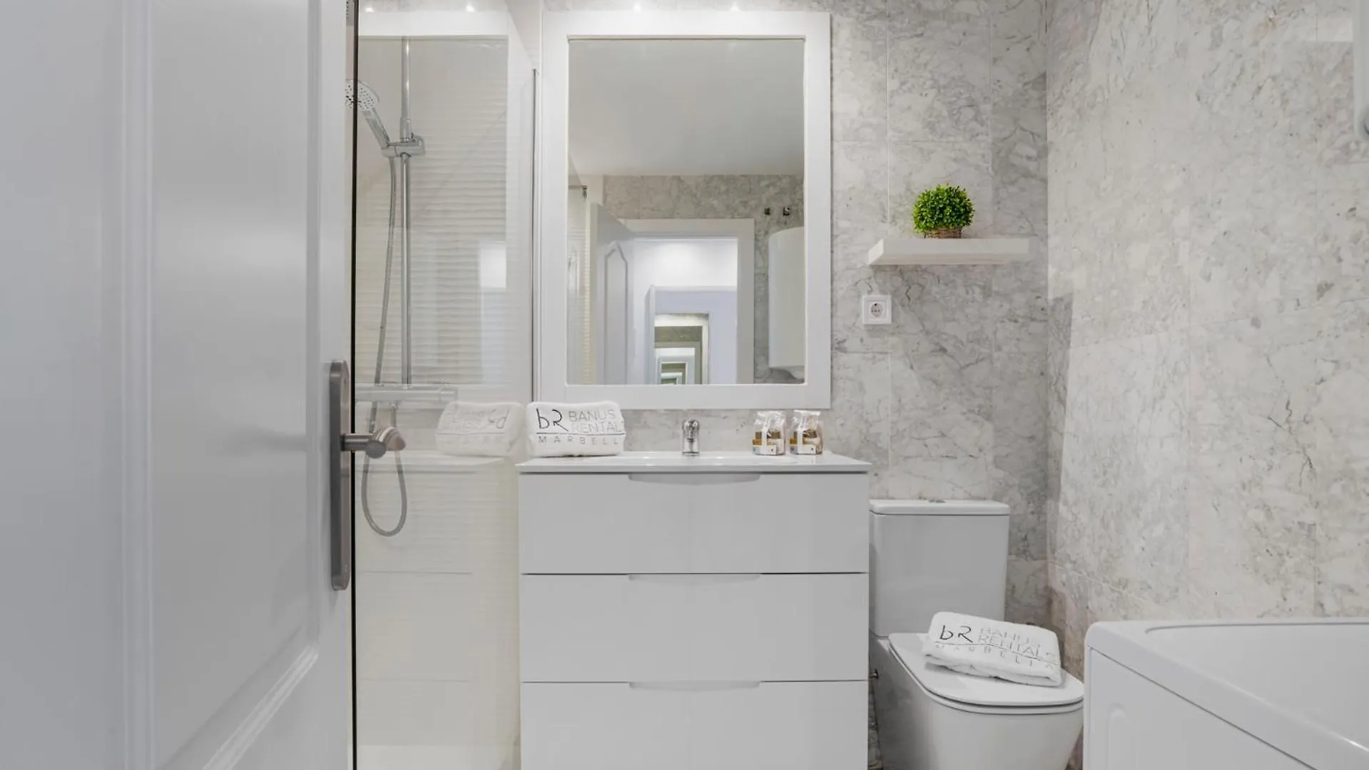 Acogedor Estudio En Medina Garden Ref 122 ماربيا شقة
